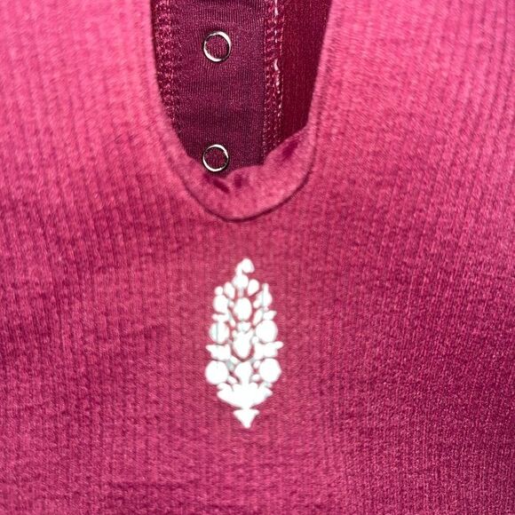 Free People Runs Henley Tank - Picture 6 of 10